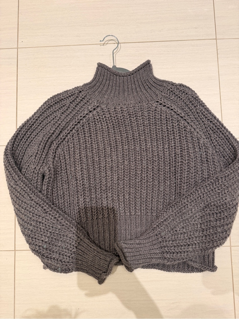 H&M Chunky Turtleneck Sweater in Charcoal